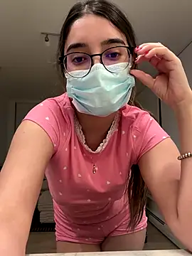 jAsMinE678 online show from December 7, 5:04 am