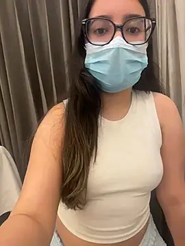 jAsMinE678 online show from June 16, 6:32 pm