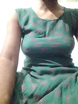 rituporna2004 online show from February 14, 2:19 am