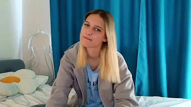 Snapshot of KimberliDean chatting on February 26, 4:14 pm KimberliDean online show from February 26, 4:14 pm