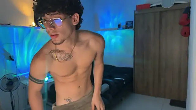 Kisan Smith online show from February 14, 4:31 am