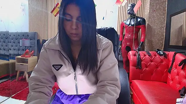 Snapshot of Juliet_Nasty chatting on June 27, 11:26 am Juliet Nasty online show from June 27, 11:26 am