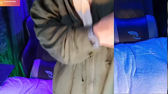 sexyboycolombi4 online show from March 16, 12:34 am