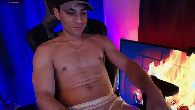 sexyboycolombi4 online show from March 12, 6:36 pm