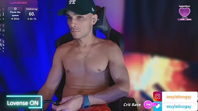 sexyboycolombi4 online show from April 14, 1:44 am