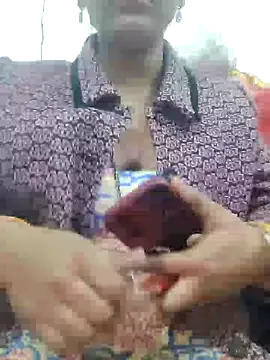 Snapshot of IslamicPimento chatting on December 15, 2:59 pm IslamicPimento online show from December 15, 2:59 pm