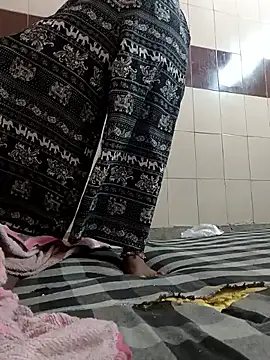 Snapshot of IslamicPimento chatting on September 19, 6:37 am IslamicPimento online show from September 19, 6:37 am