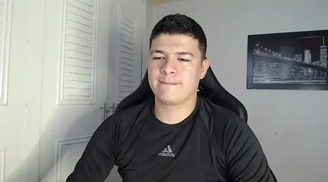 Plug Control online show from January 7, 9:25 pm