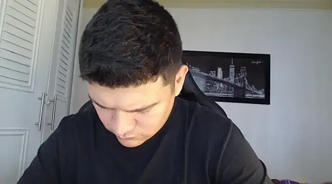 Plug Control online show from February 10, 1:44 pm