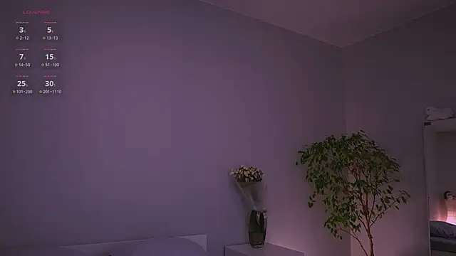 Snapshot of new_Claire chatting on March 22, 1:52 pm new Claire online show from March 22, 1:52 pm