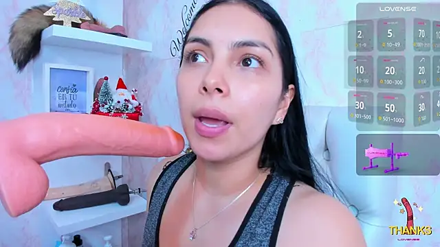 evelinn belen online show from December 15, 9:30 pm