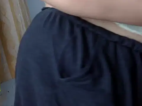 cutelady65 online show from February 13, 3:08 pm