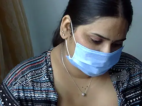 cutelady65 online show from March 12, 3:51 pm