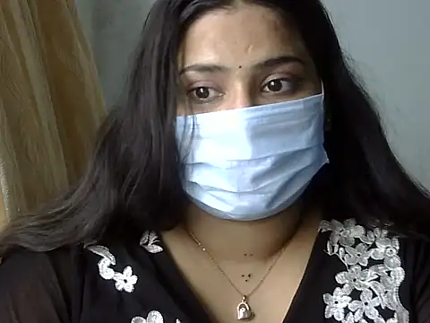 cutelady65 online show from July 8, 5:17 pm