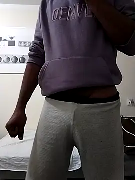 Snapshot of Malluk7 chatting on February 10, 3:53 pm Malluk7 online show from February 10, 3:53 pm