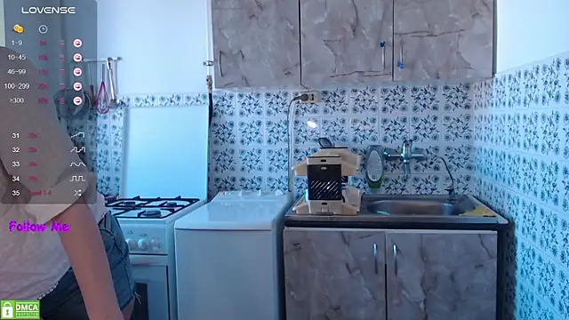 VerySweetKate111 online show from March 12, 9:37 am