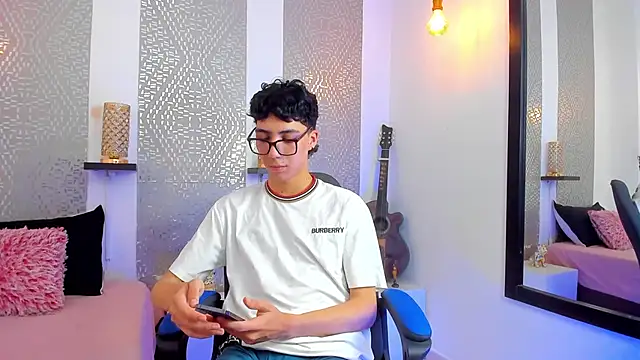 Nikolay Gregori online show from February 2, 7:30 am