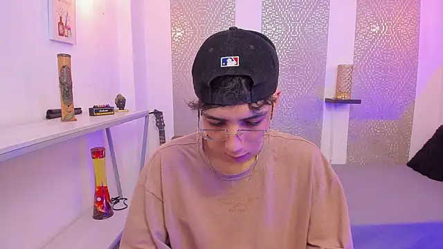 Nikolay Gregori online show from November 12, 4:13 am