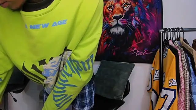 Pantera black 21 online show from December 18, 10:21 am