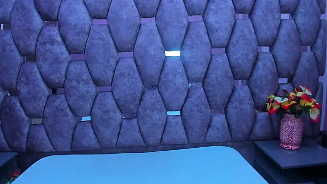 Snapshot of AlaSmith chatting on November 26, 2:23 am AlaSmith online show from November 26, 2:23 am