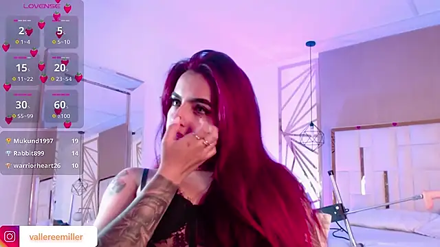 Snapshot of valeriee_millerr_ chatting on February 26, 12:38 am valeriee millerr online show from February 26, 12:38 am