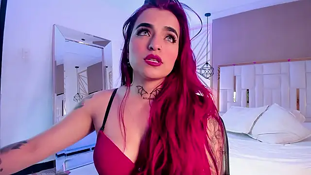 Snapshot of valeriee_millerr_ chatting on March 14, 6:18 pm valeriee millerr online show from March 14, 6:18 pm