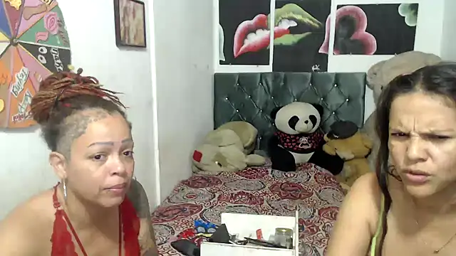 Snapshot of manzanahot9 chatting on February 18, 10:38 am manzanahot9 online show from February 18, 10:38 am