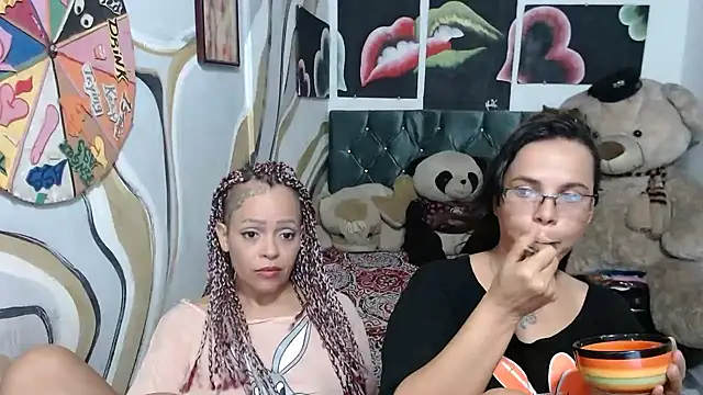 manzanahot9 online show from April 8, 10:32 pm