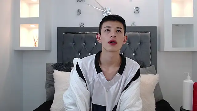 MaikCarver online show from January 15, 4:15 am