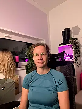 AnnikaRose online show from January 11, 1:38 pm