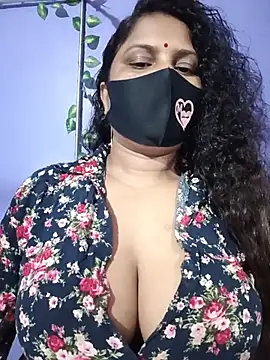 Snapshot of Baby_Sexy_10 chatting on July 2, 4:24 pm Baby Sexy 10 online show from July 2, 4:24 pm