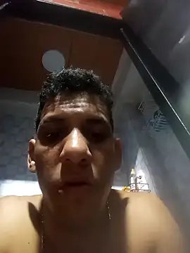 Snapshot of Elvergon3456 chatting on October 5, 8:56 am Elvergon3456 online show from October 5, 8:56 am