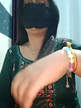 Aishwaryaa 69 online show from February 26, 9:10 am