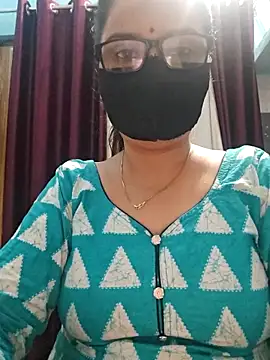 Aishwaryaa 69 online show from October 8, 9:40 am