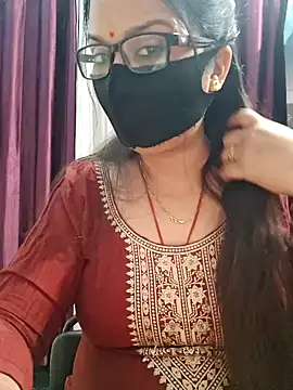 Aishwaryaa 69 online show from December 4, 8:34 am