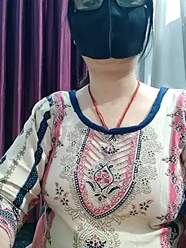 Aishwaryaa 69 online show from March 13, 10:55 am