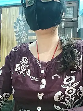 Aishwaryaa 69 online show from March 19, 10:41 am