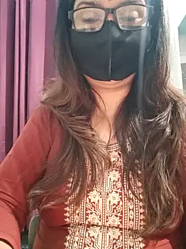 Aishwaryaa 69 online show from April 11, 3:00 am