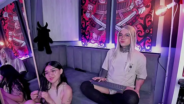 JadeyKhada online show from February 22, 9:02 pm