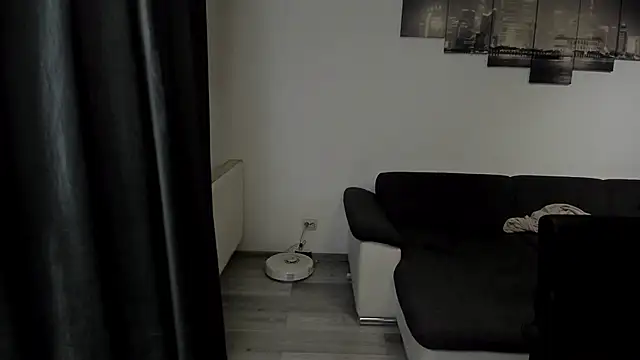 Richarddarell1 online show from April 1, 5:41 am