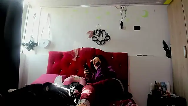 Snapshot of Sweet-Suck69 chatting on January 4, 8:27 pm Sweet-Suck69 online show from January 4, 8:27 pm