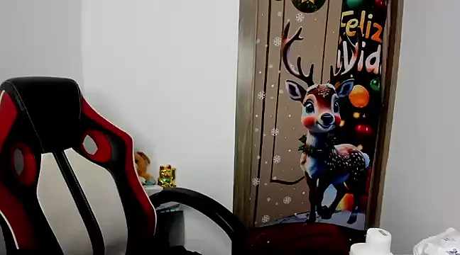 Snapshot of Sweet-Suck69 chatting on January 28, 5:54 am Sweet-Suck69 online show from January 28, 5:54 am