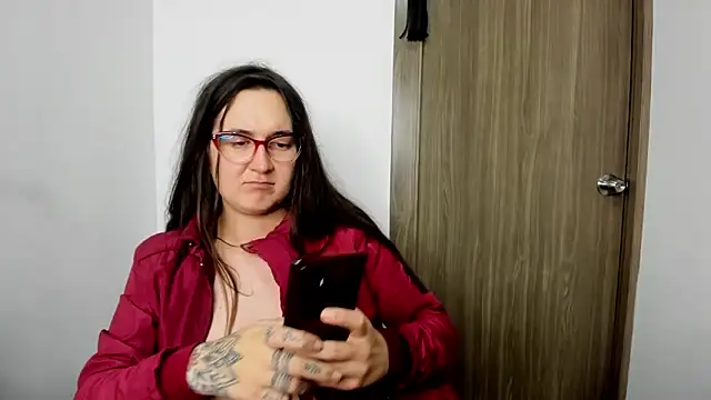 Snapshot of Sweet-Suck69 chatting on February 24, 10:59 am Sweet-Suck69 online show from February 24, 10:59 am