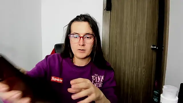 Snapshot of Sweet-Suck69 chatting on February 25, 8:03 am Sweet-Suck69 online show from February 25, 8:03 am