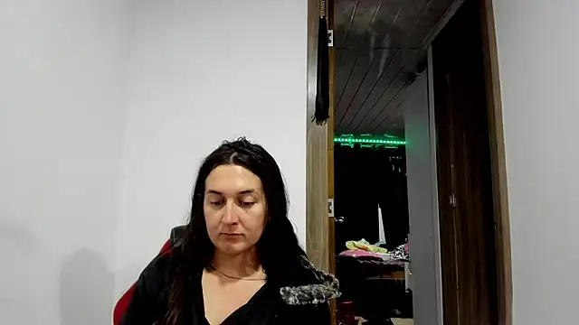 Snapshot of Sweet-Suck69 chatting on March 7, 3:40 am Sweet-Suck69 online show from March 7, 3:40 am