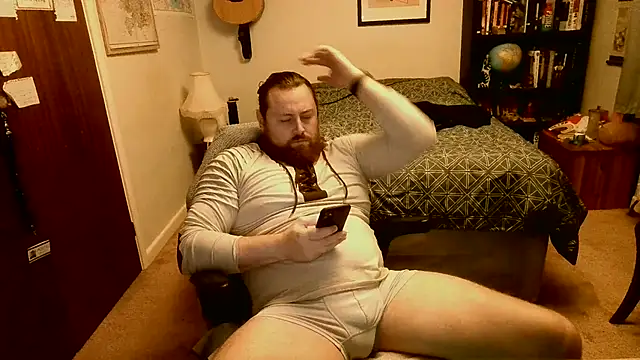 Hairy Guy30 online show from January 18, 1:19 am