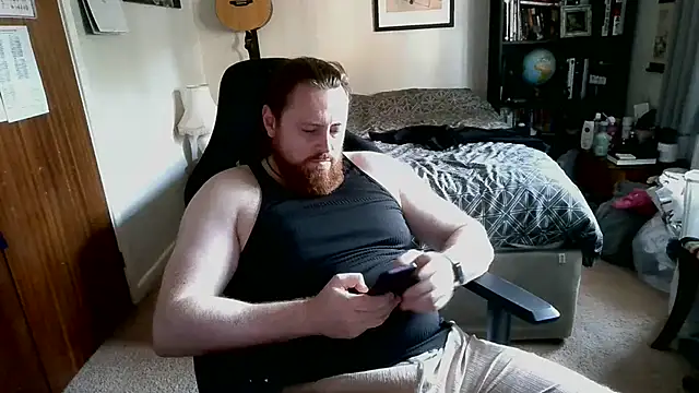 Hairy Guy30 online show from July 11, 7:16 pm