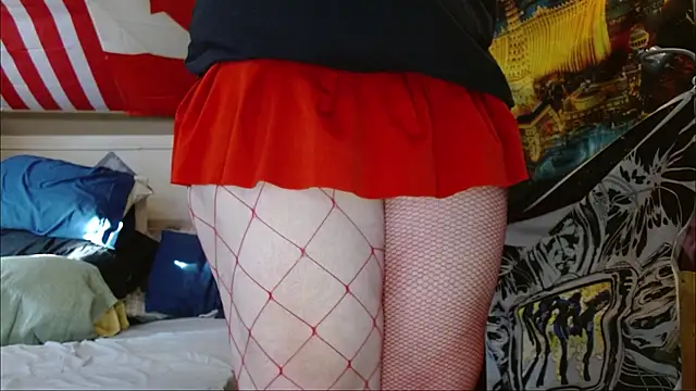 cosmicjones online show from April 8, 12:16 pm