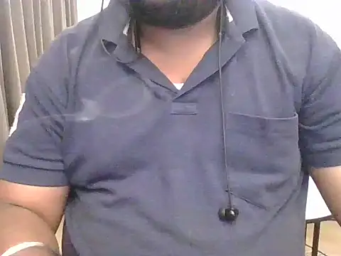 Hunk-Hand6 online show from September 28, 9:47 am