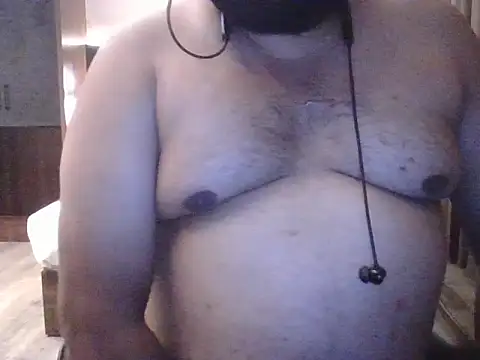 Hunk-Hand6 online show from October 9, 2:04 pm